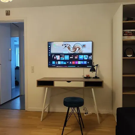 Cozy Close To Everything Apartment Horning